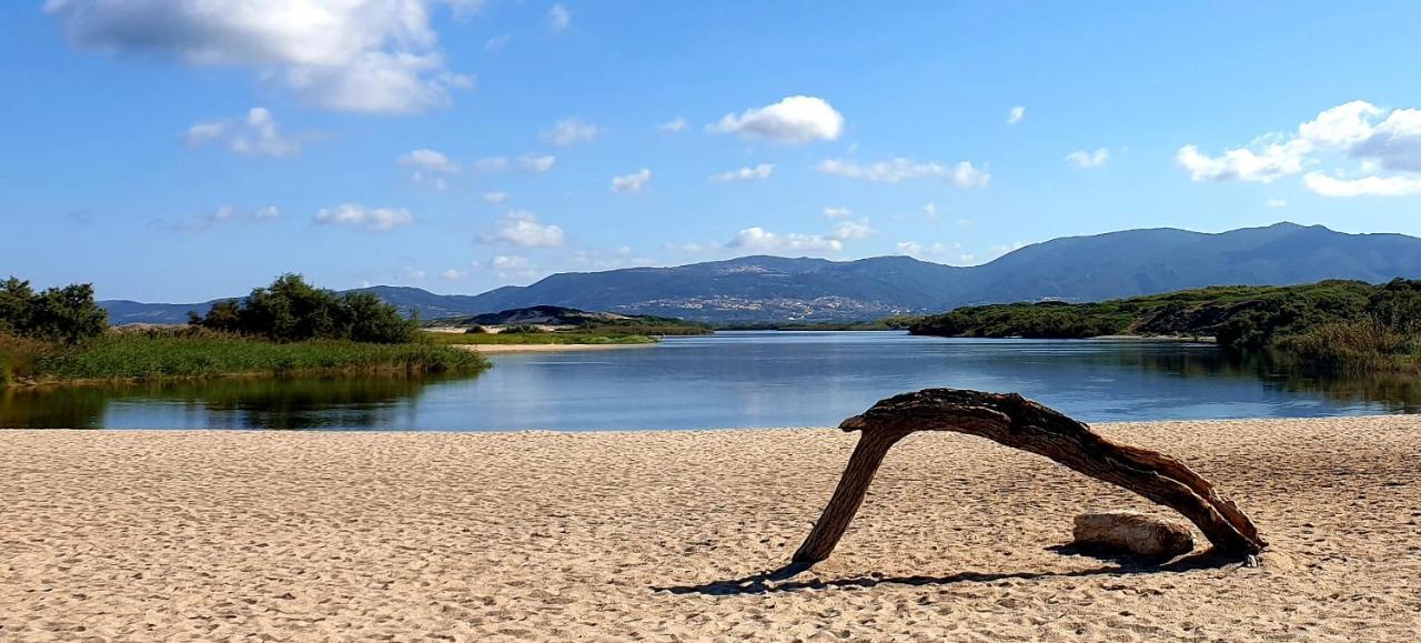 La Villetta Tre Palme วัลเลดอเรีย ภายนอก รูปภาพ